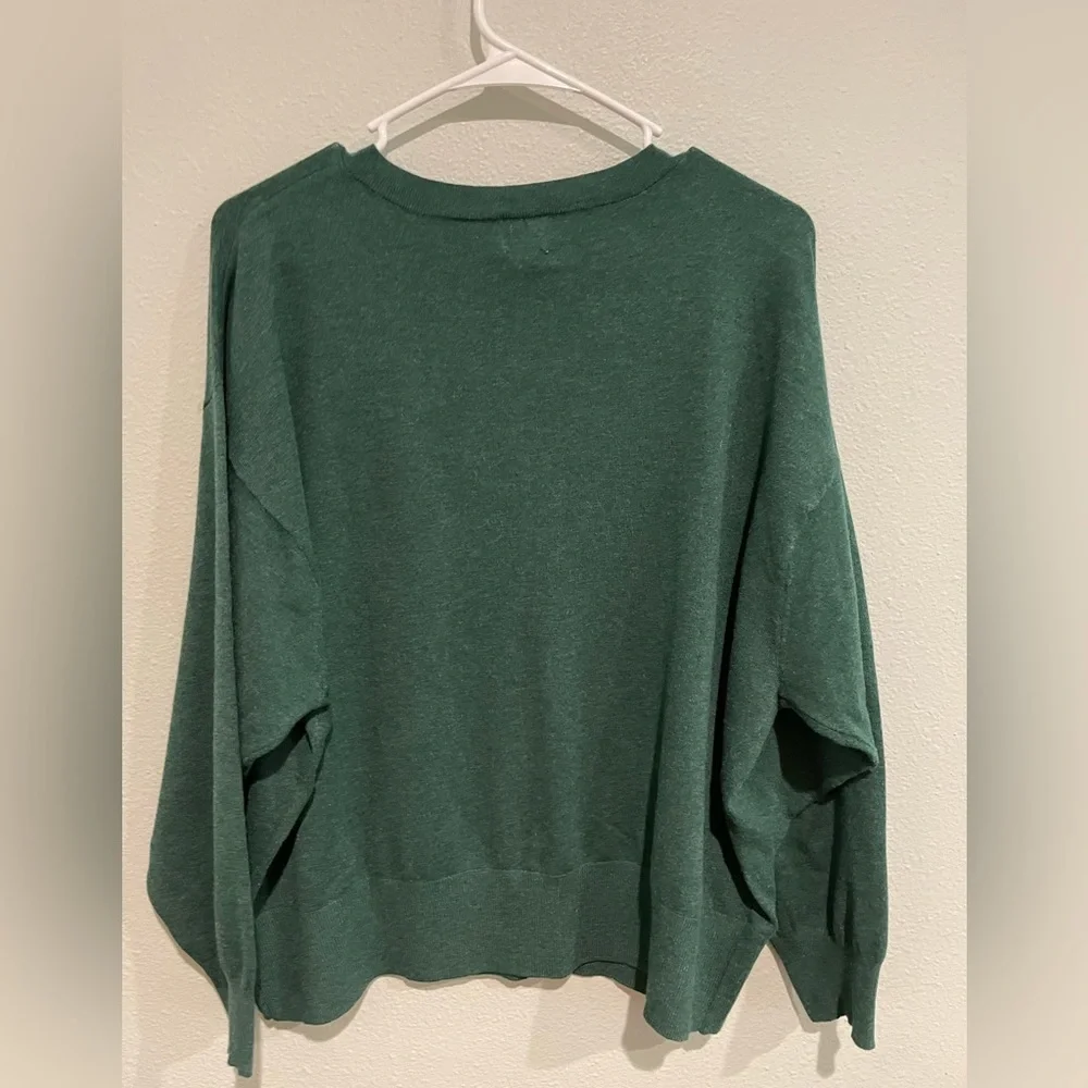 Green A New Day V neck lightweight sweater. Size XXL - Picture 5 of 5